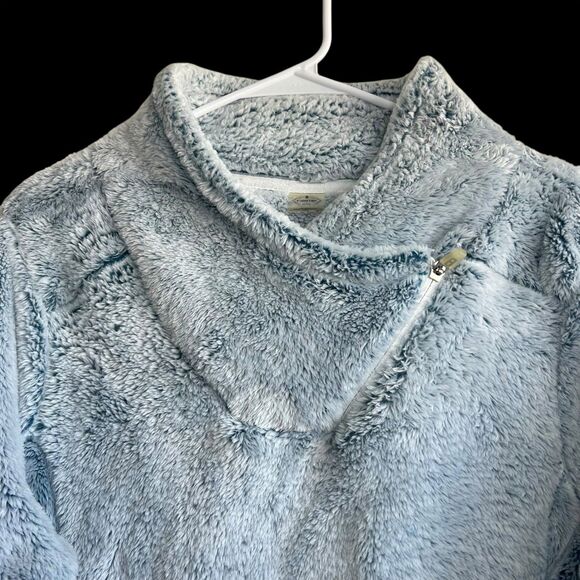 Women's St. John's Bay Active Sweatshirt Wamen's Plush Faux Fur Pullover Size XL - Picture 6 of 7